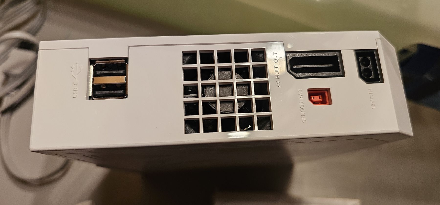 Nintendo Console: Nintendo Wii Konsole mit Zubehör  – Usato da Azmoos venduto da Jadejo 2