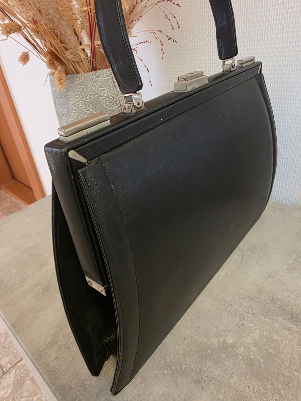 Borse da donna: Elegante sac vintage  noir – Usato da Crissier venduto da han_qn9v 5