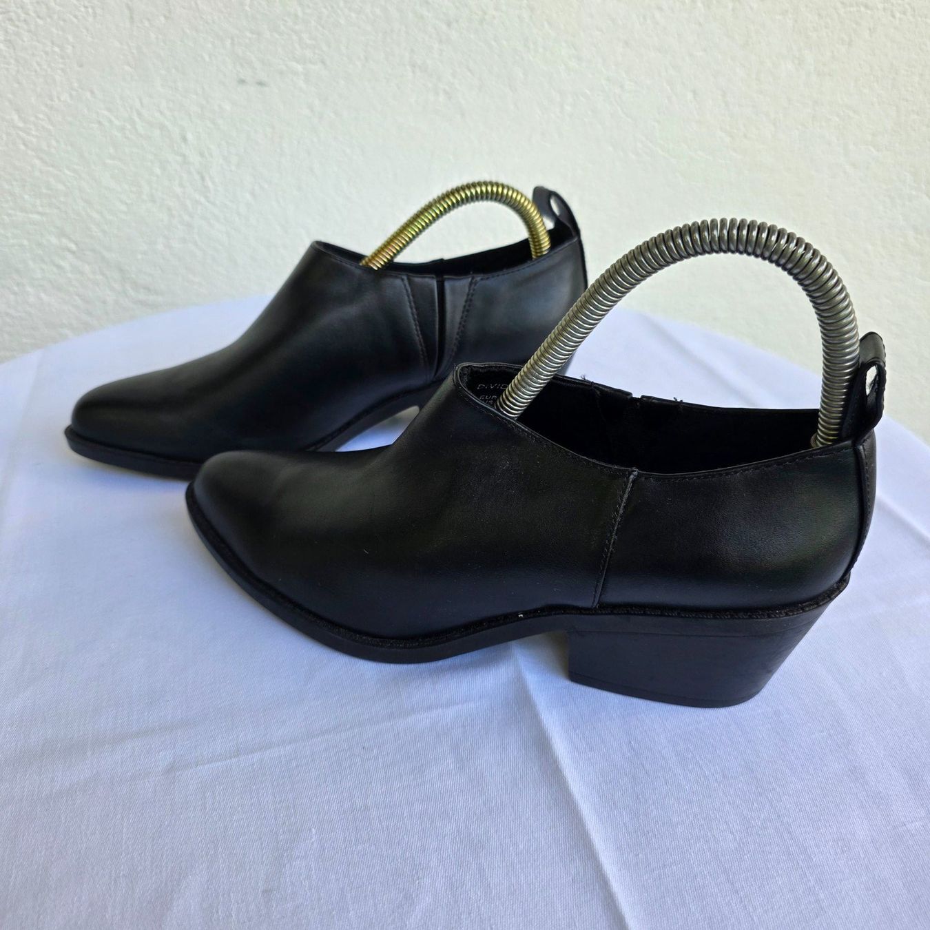 Damenschuhe: H&M Divided Damen Schuhe – Größe 39 – Gebraucht aus Wald ZH von CapLux 2