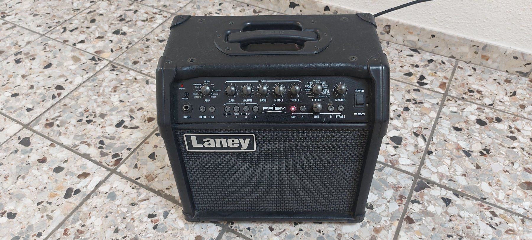 Laney Amplificatori: Laney PRISM P20 Combo Gitarrenverstärker – Usato da Glattbrugg venduto da Swissmusik