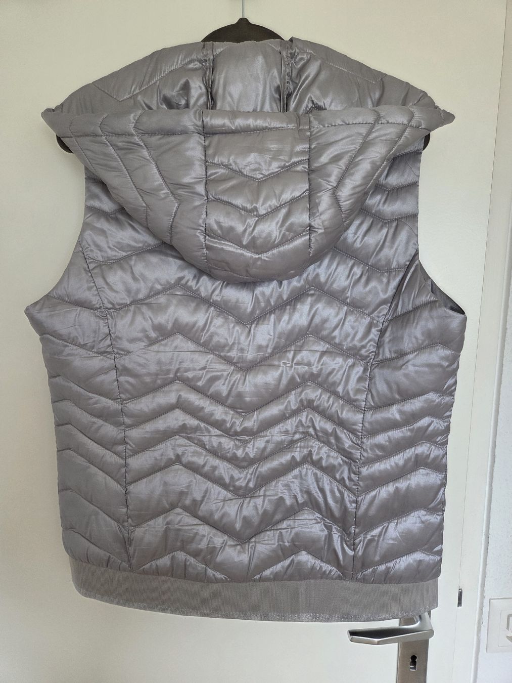 Gilet & Giacche senza maniche: Gilet sans manche, argenté, taille L – Nuovo (secondo la descrizione) da Onex venduto da dan_2nt8 1