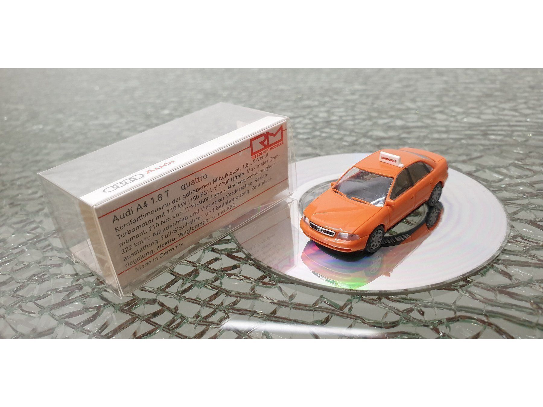 Audi Modellini d'auto: AUDI A4 1.8T - Modell 1:87 H0 – Nuovo (secondo la descrizione) da Viganello venduto da CARLiteratur 2