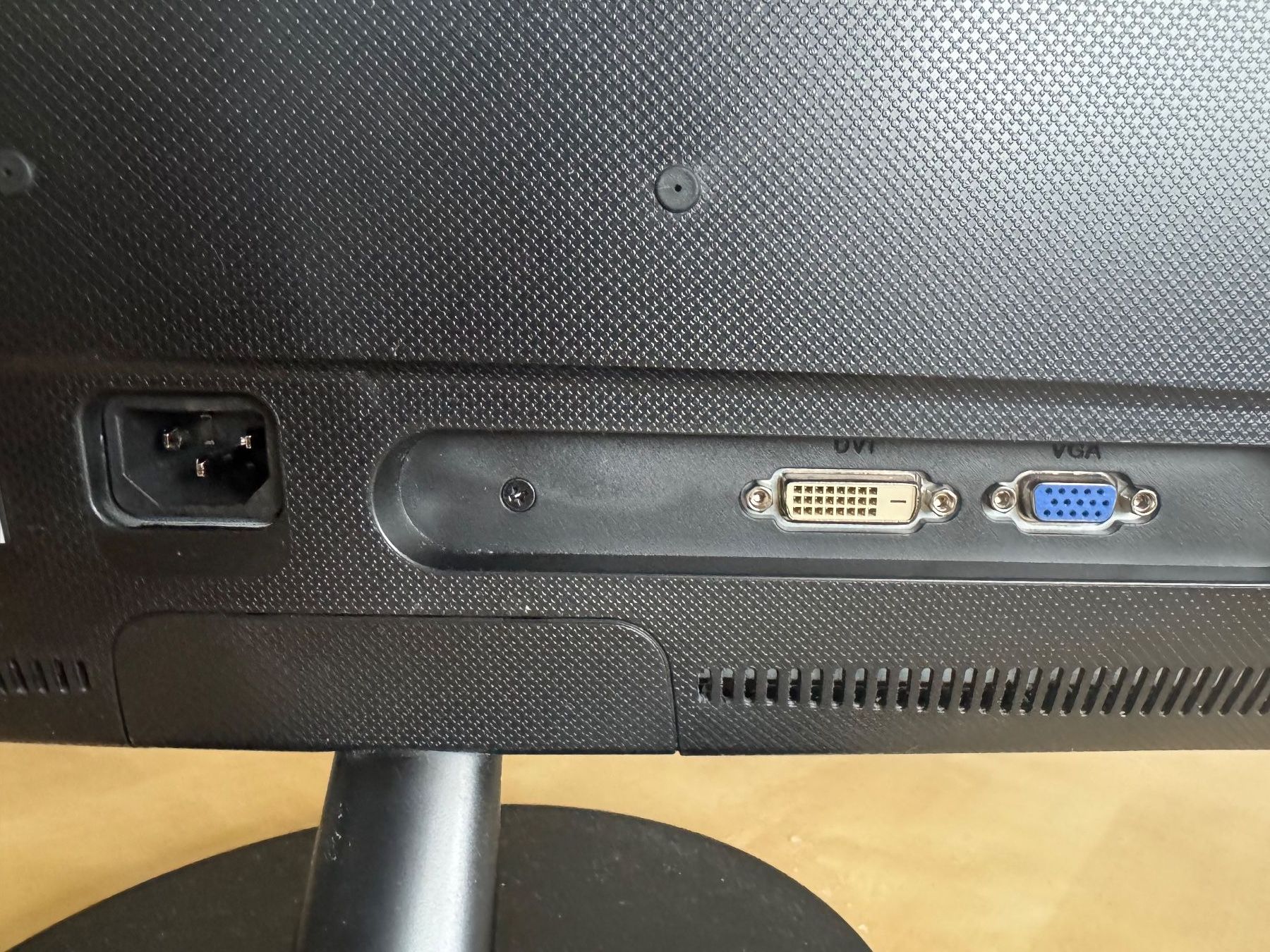 Asus PCs: PC Monitor – Gebraucht aus Luzern von luga01 1