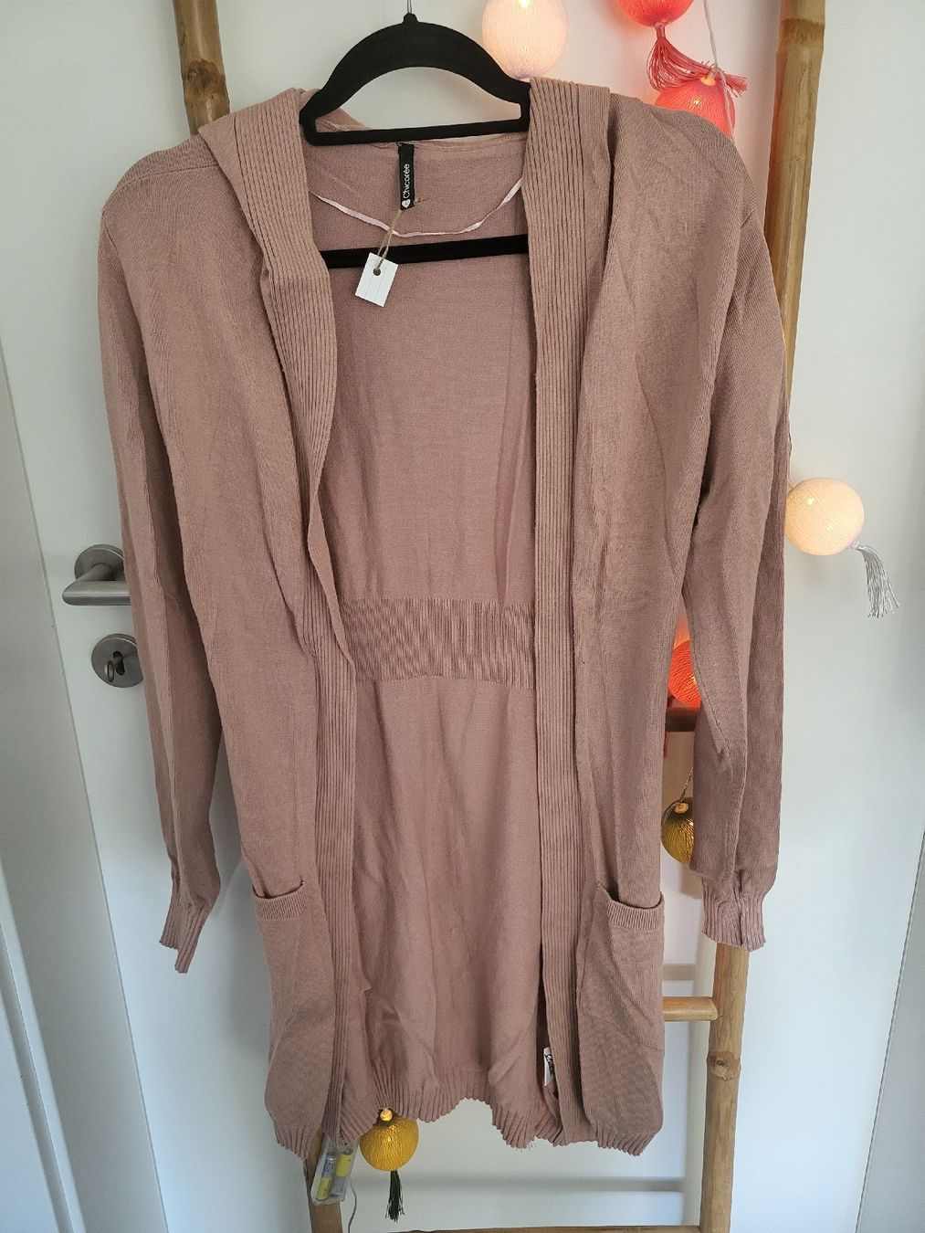 Pullover & Sweatshirts: Pull – Gebraucht aus Ecuvillens von loloall