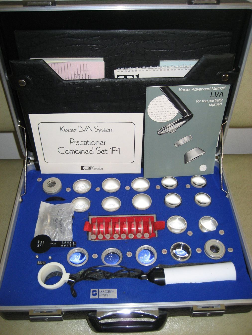 Sonstiges zu Optik: Keeler System Practitioner Set 1F-1vergrössernde Sehhilfen – Gebraucht aus Winterthur von nelead