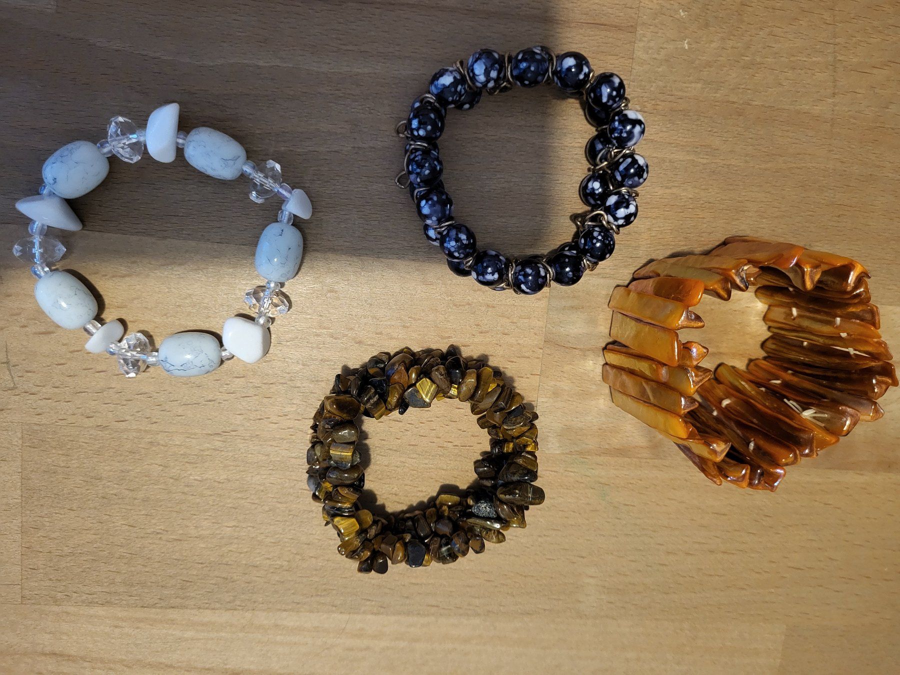 Bracciali & Braccialetti: 4 Armbänder mit Steinen – Usato da Baden venduto da Sara.S234 2