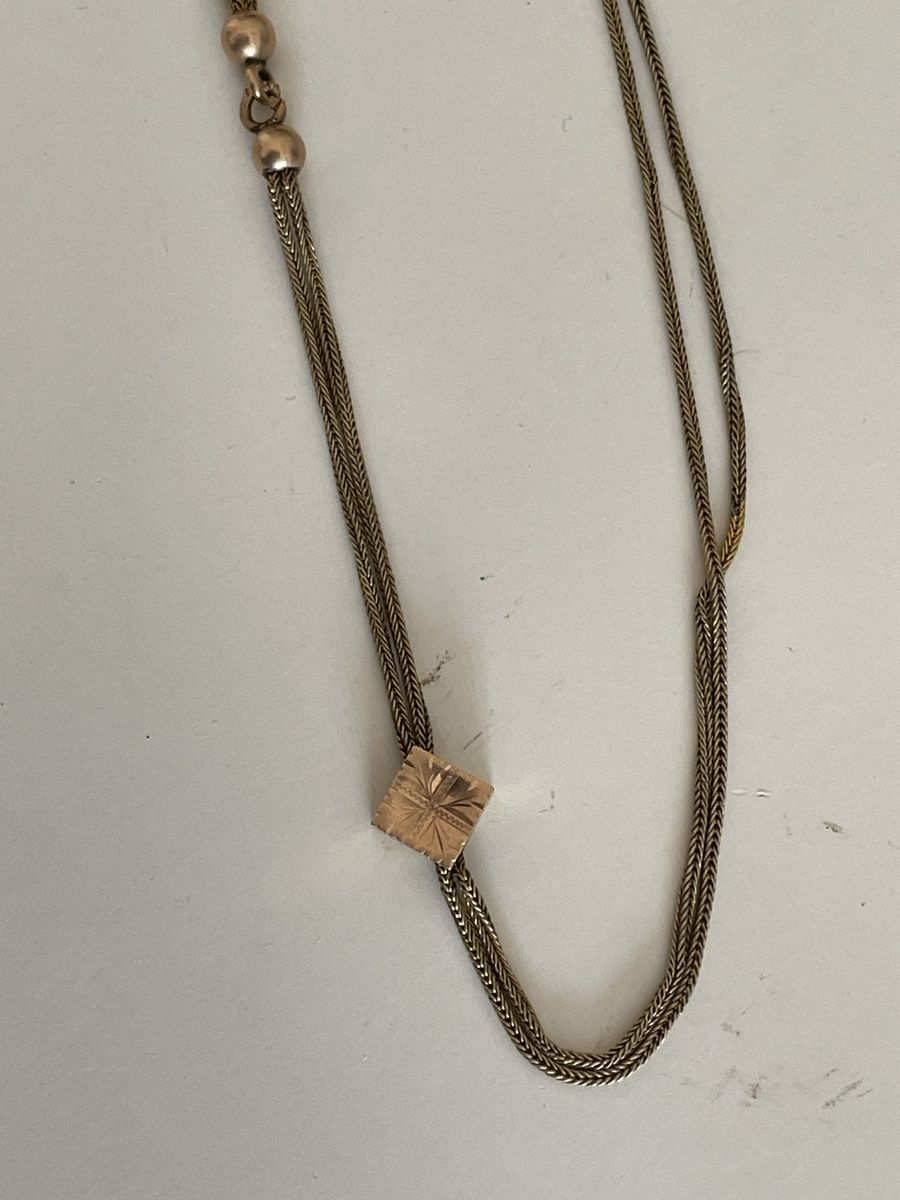 Altri accessori per orologi: Montre chaînette plaquer or il me semble ancien. – Usato da Worben venduto da benit.drn 1