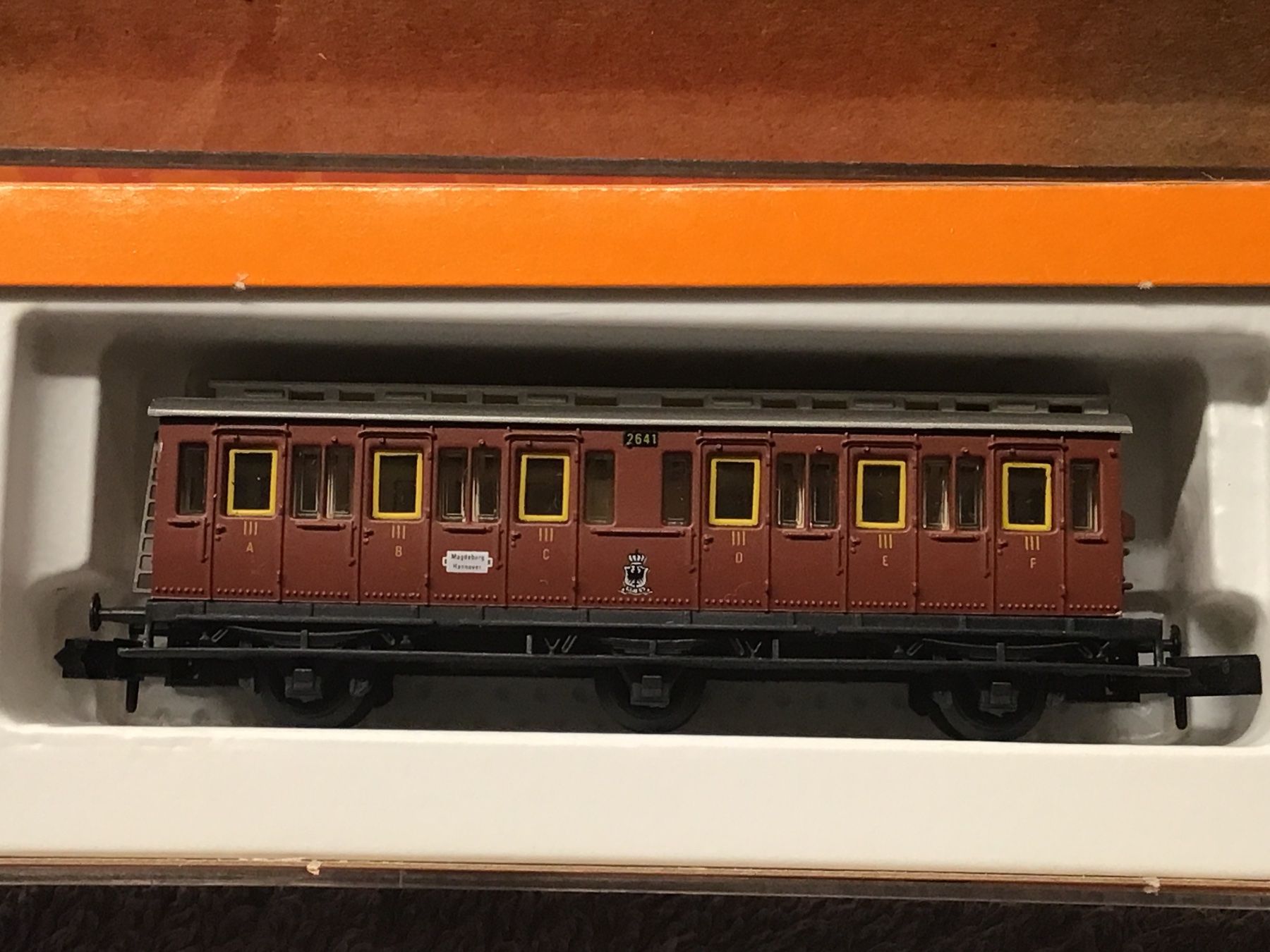 Arnold Modelleisenbahnen: Arnold N, Personenwagen 2641 der SBB, – Gebraucht aus Männedorf von Spezial-Modelle