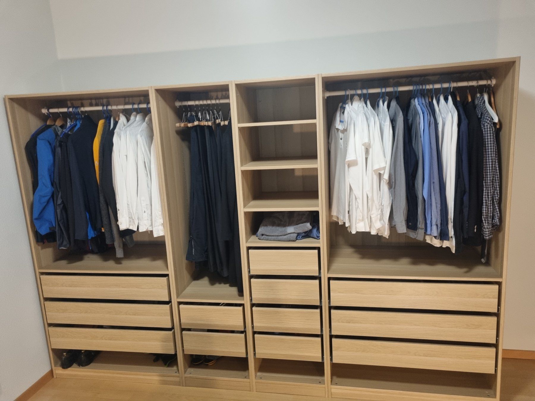 Ikea Pax Schrank gebraucht (Zürich 8006) (Gebraucht) in Bonstetten für CHF 349 – nur Abholung auf Ricardo kaufen