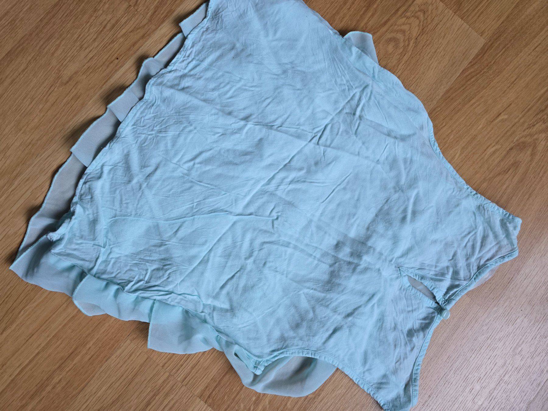 Camicette, T-shirt & Top: H&M Oberteil hellblau mit Rüschen Grösse 140 – Usato da Büttikon AG venduto da Amineah 2