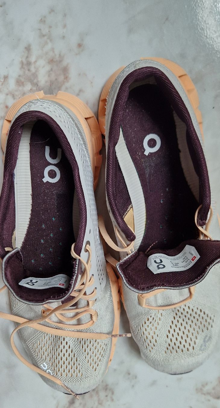 On Damenschuhe: On Cloud Gr.40.5 – Gebraucht aus Embrach von Musti20 3