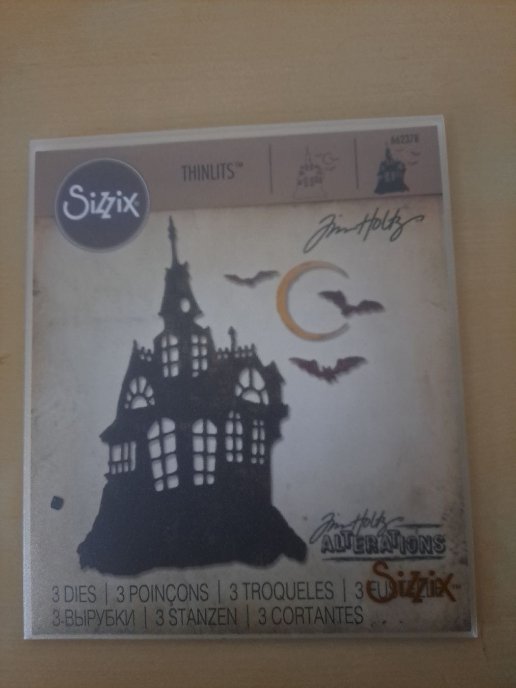Sizzix Bastelsets: Sizzix Thinlits Stanzformen Halloween Konvolut guter Zustand – Gebraucht aus Riehen von maggeldiwuam 2