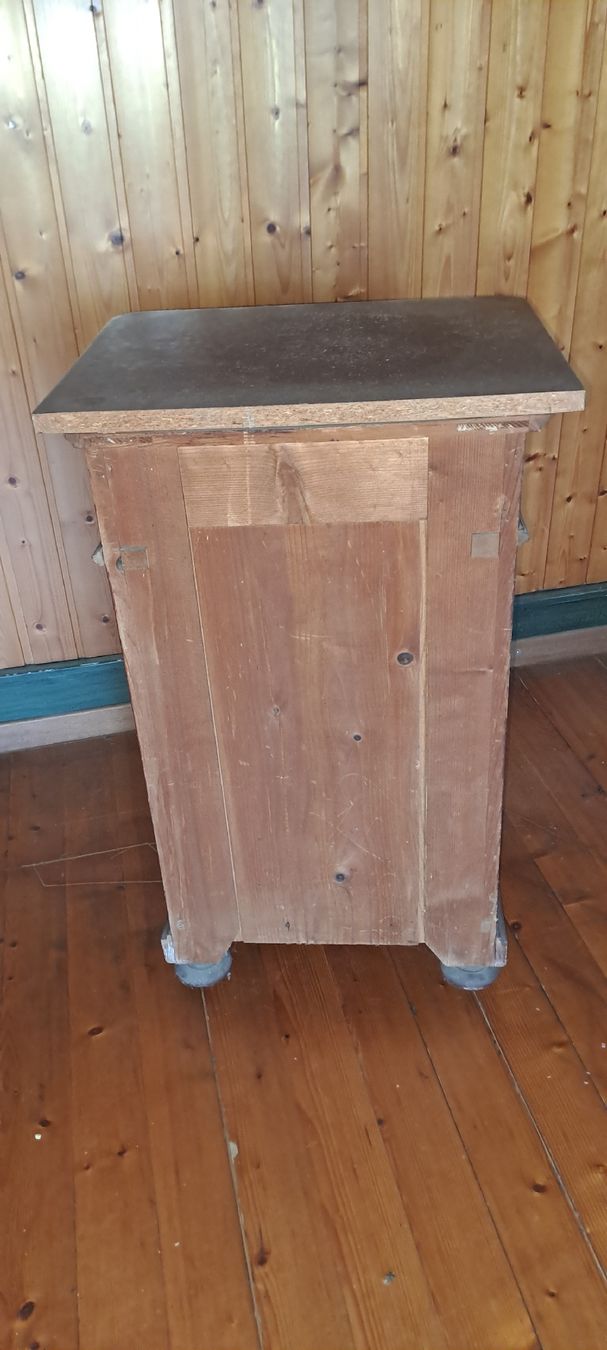 Tables de nuit: Nachttischlein – D'occasion à Gelterfingen par morice06 3