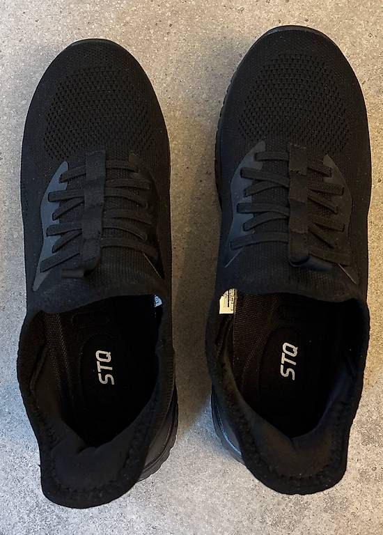 Herrenschuhe: STQ - chaussures "slip-on" neuves – Gebraucht aus Lausanne von floky84