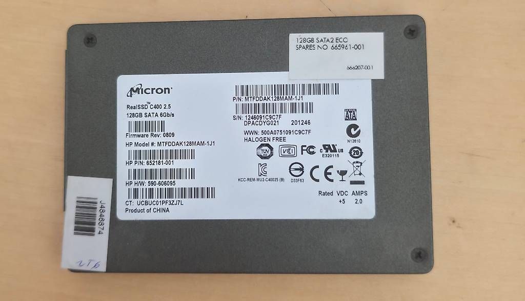 Disques durs: Micron RealSSD C400  128GB  SATA – D'occasion à Basel par Junior_Store