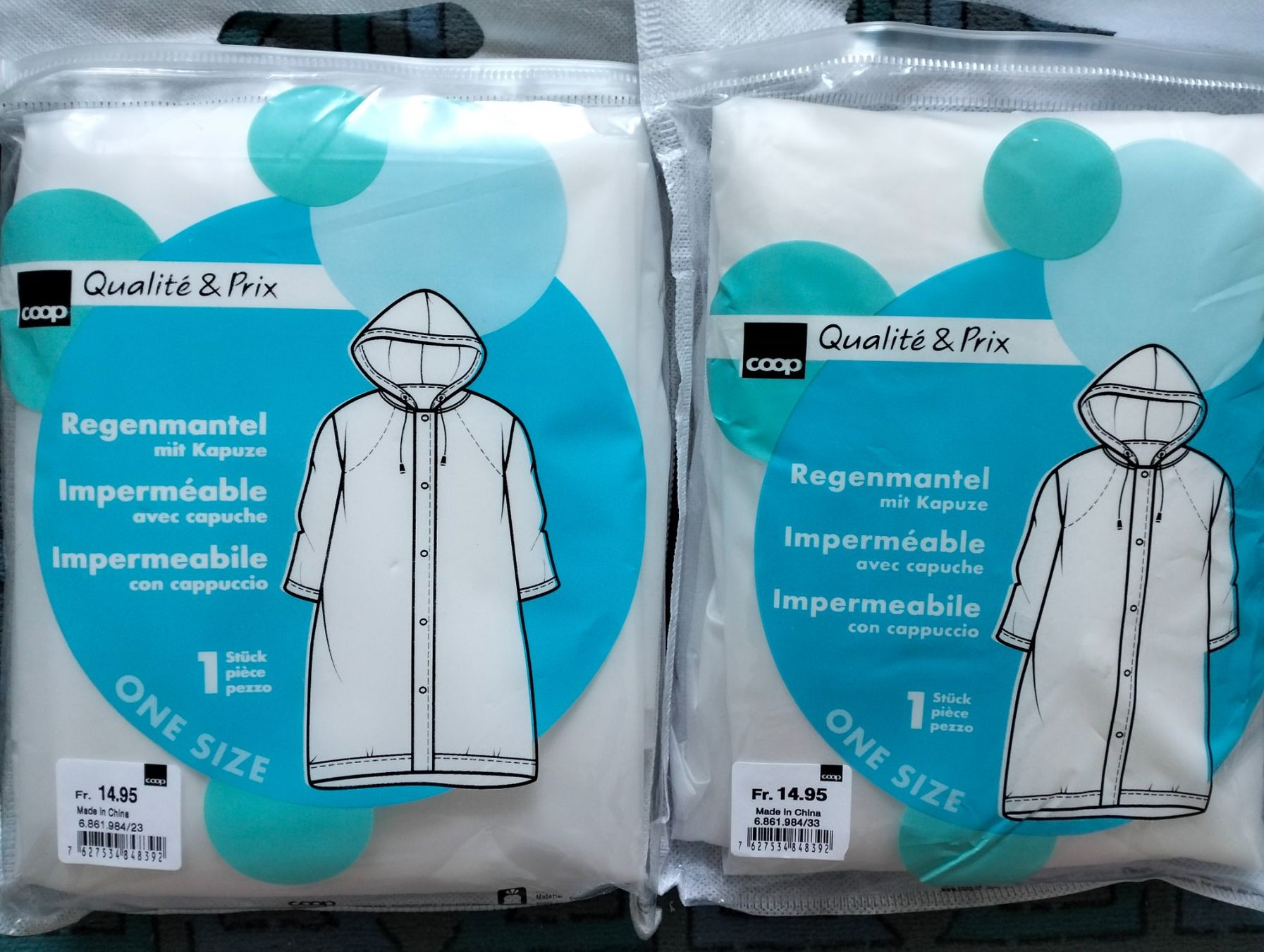 Cappotti: 2 x Regenmantel mit Kapuze – Nuovo e nell'imballaggio originale da Uerkheim venduto da Justi.y
