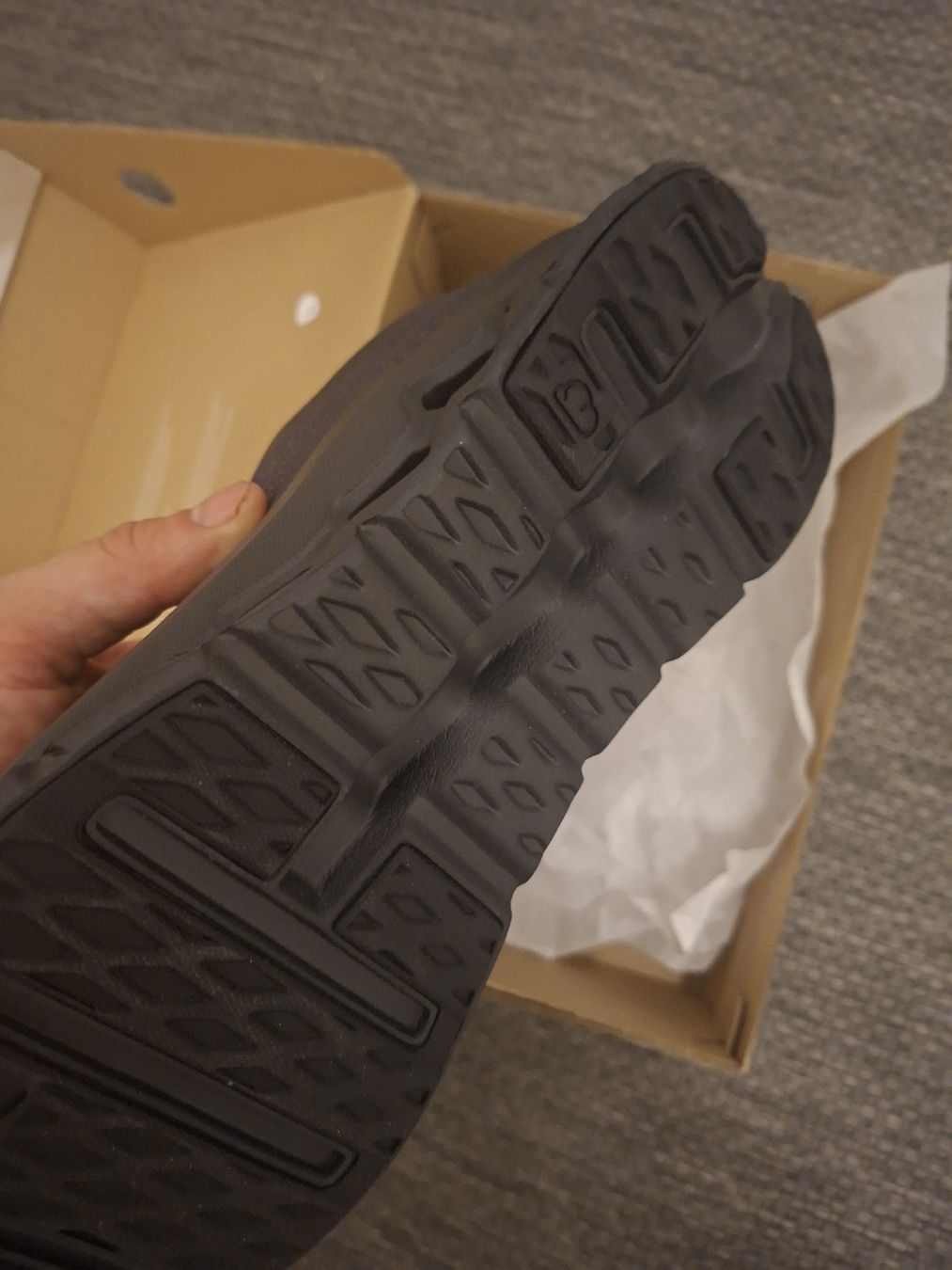 Scarpe da uomo: On Cloudtilt Moon komplett ungetragen – Nuovo e nell'imballaggio originale da Basel venduto da jul_9c5x 2