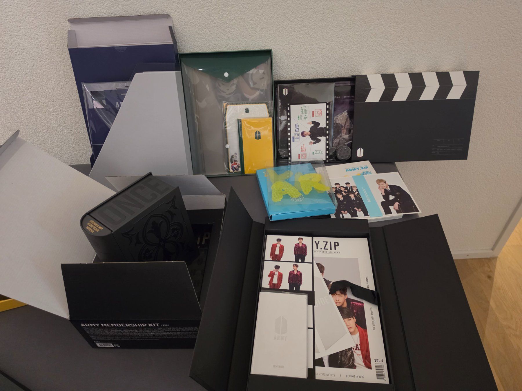 Bücher: BTS Membership Kit Set 3rd - 8th Kit – Gebraucht aus Rüthi (Rheintal) von csc_9ybq 1