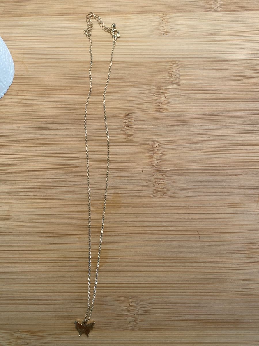Catenine: Butterfly Necklace - Delicate Gold Chain - Spring style – Usato da Eggersriet venduto da damian.hug