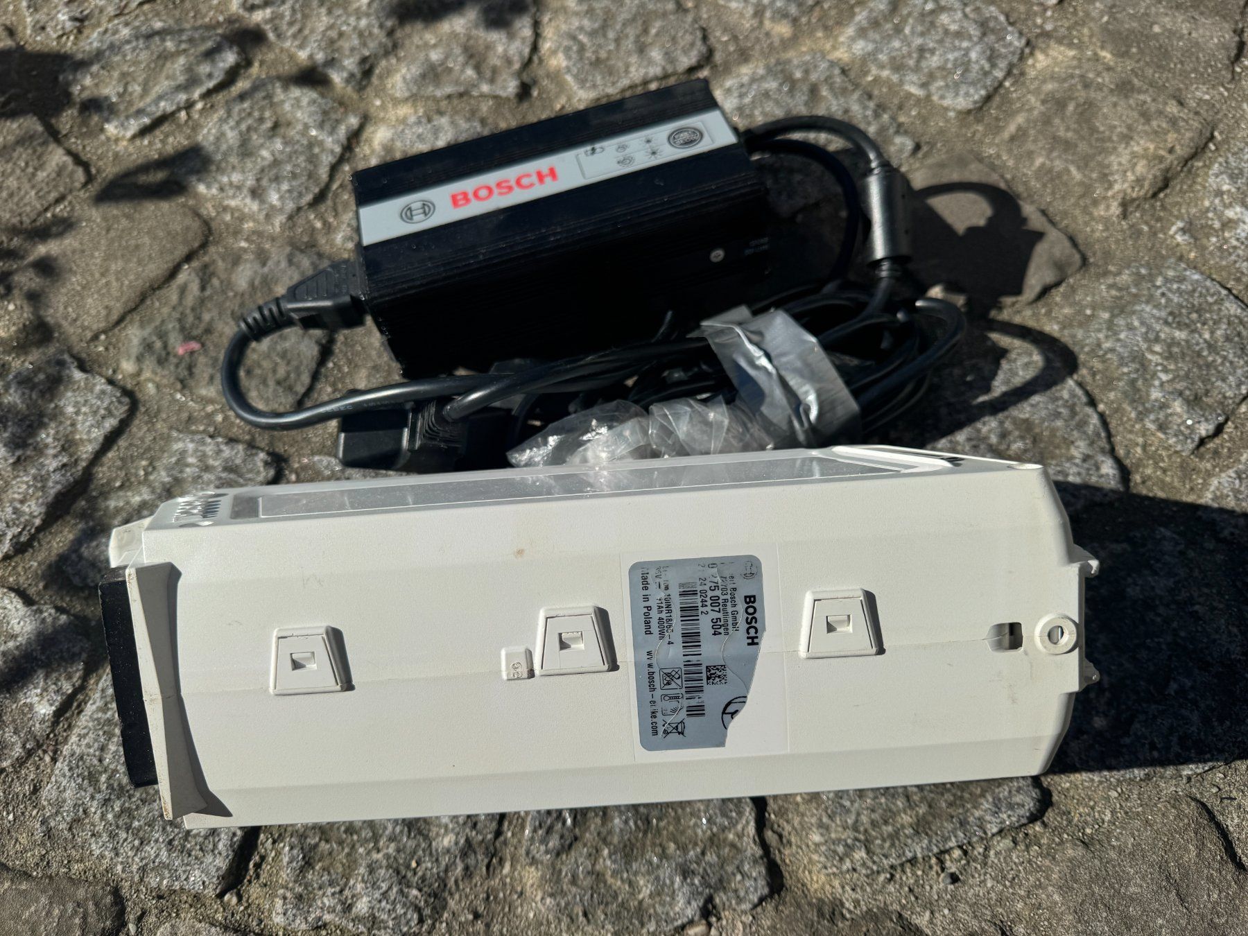 Bosch Batterie: BOSCH Powerpack 400 Classic Akku 36V mit Ladegerät – Usato da Volketswil venduto da mstonys 3