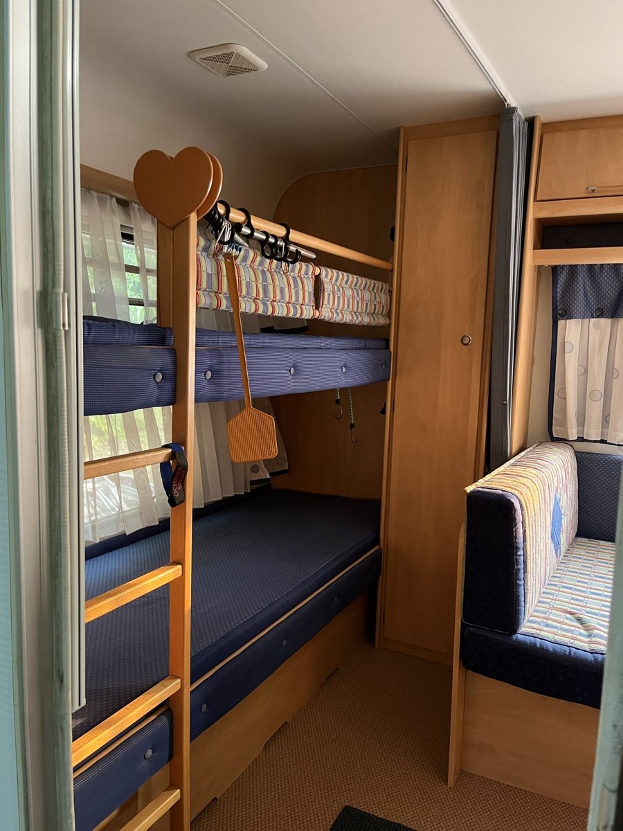 Rimorchi: Wohnwagen Bürstner Ventana 540 TK – Usato da Teufen AR venduto da gia_lk2f 3