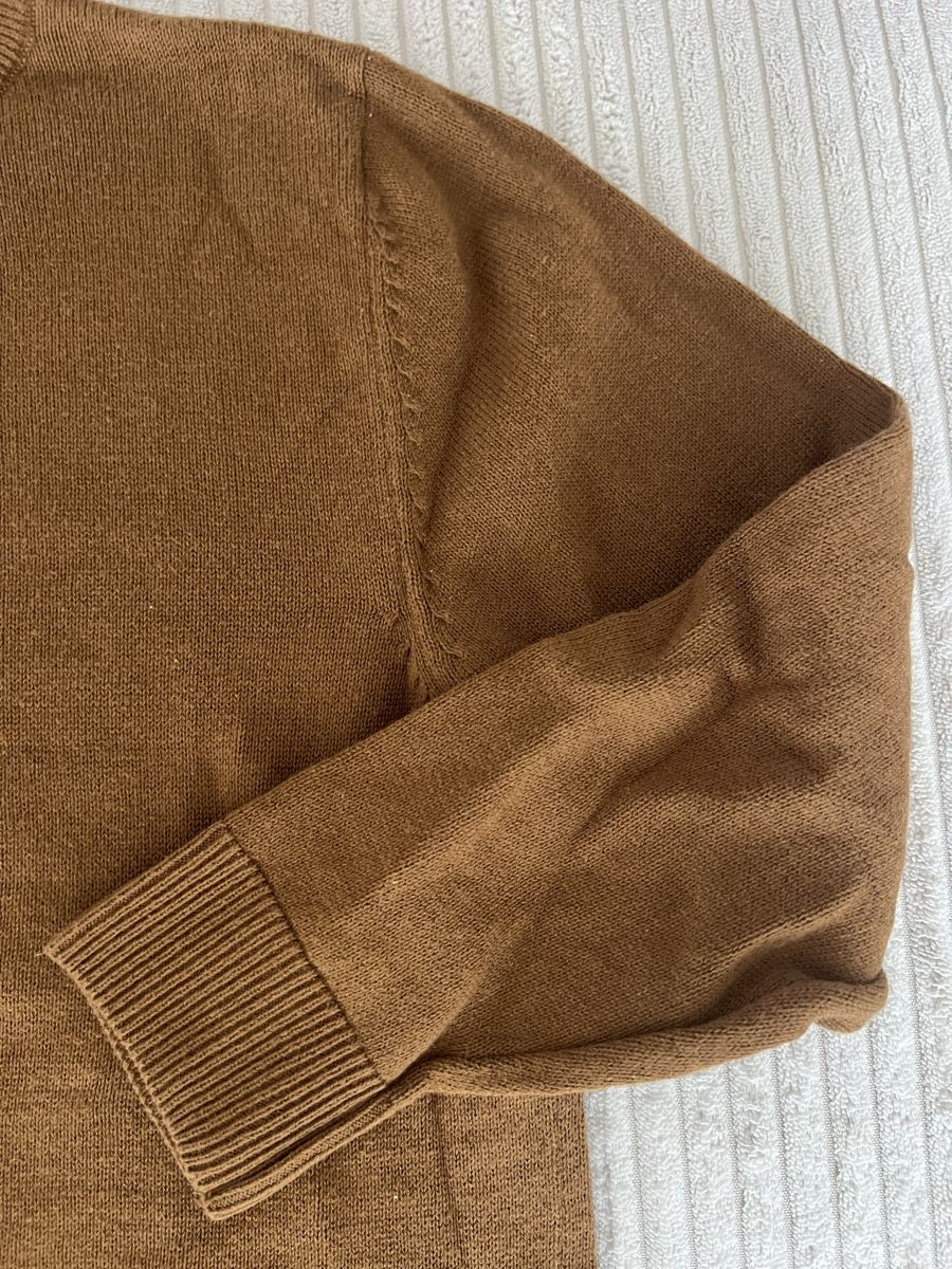 H&M Maglioni & Felpe: H&M STRICKPULLOVER REHBRAUN GR 110/116 – Usato da Basel venduto da theo-g77 1