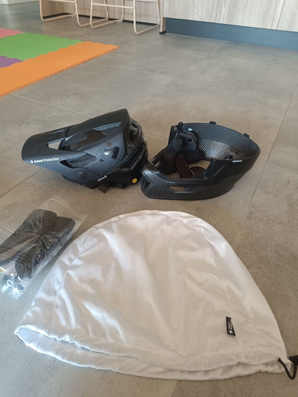 Sweet Protection Caschi: Casco Sweet Protection Arbitrator MIPS nero taglia M – Usato da Dino venduto da bin_2zfr 2