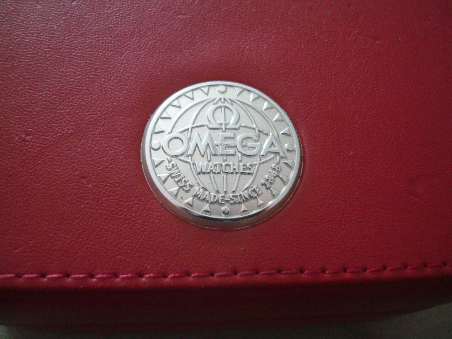 Scatole porta orologi: Uhrenbox - OMEGA - LEER - LEER – Usato da Neuenegg venduto da flohcante 1