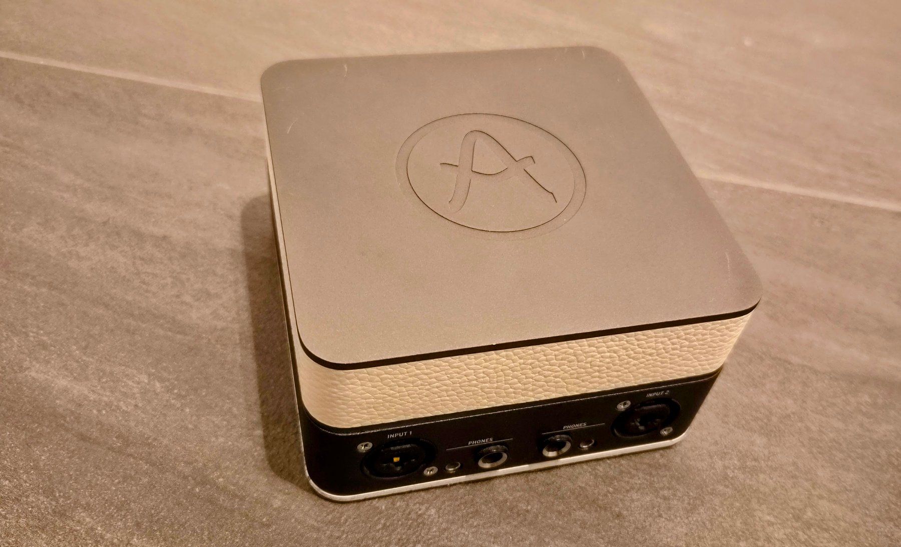 Arturia Attrezzatura per studi di registrazione: Arturia Fuse Audiointerface (Rev. 1) – Usato da Witterswil venduto da Robopunk 2