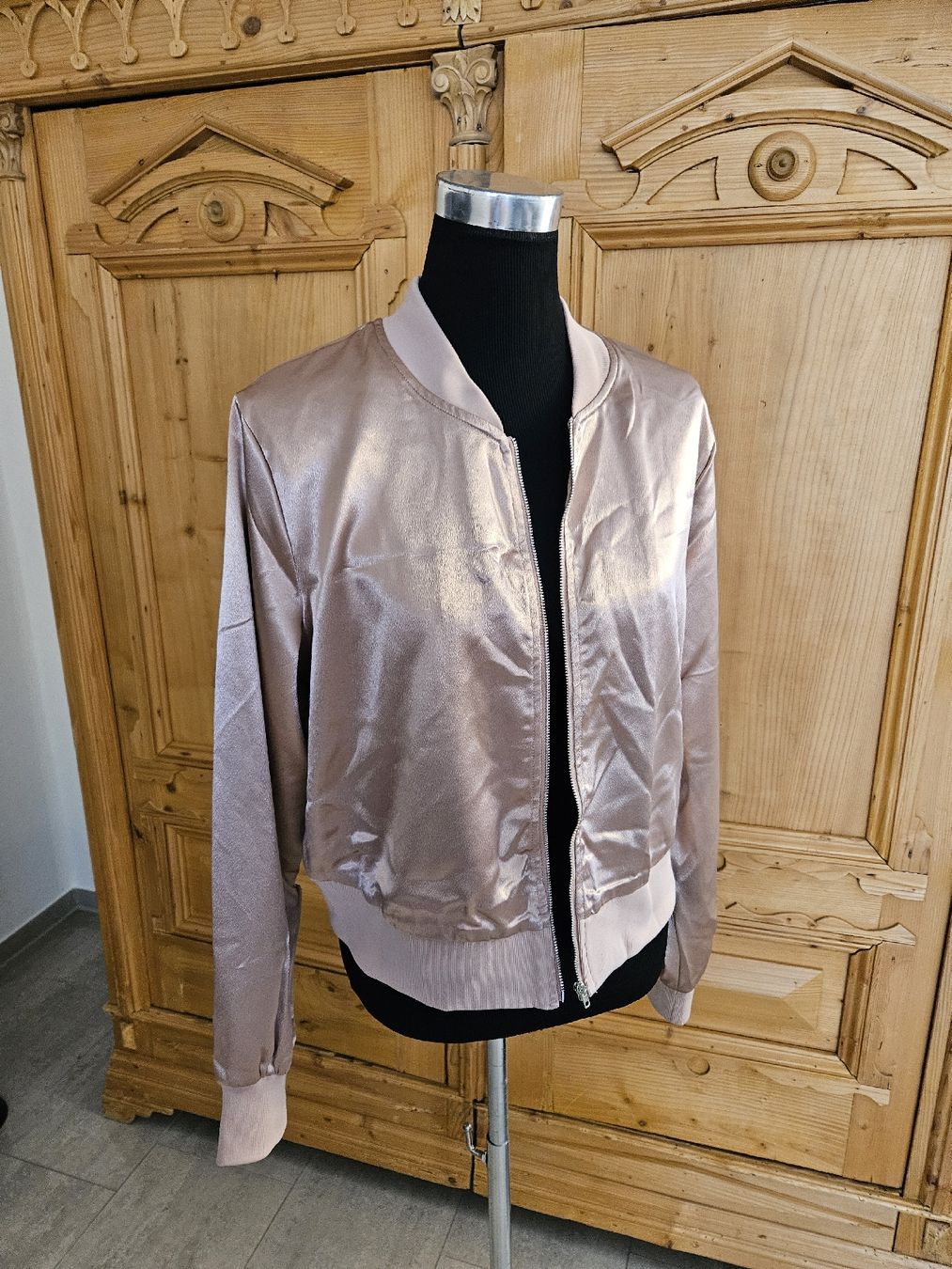 Giacche: schöne Jacke, Bomberjacke – Nuovo (secondo la descrizione) da Wiesendangen venduto da Sinhuk