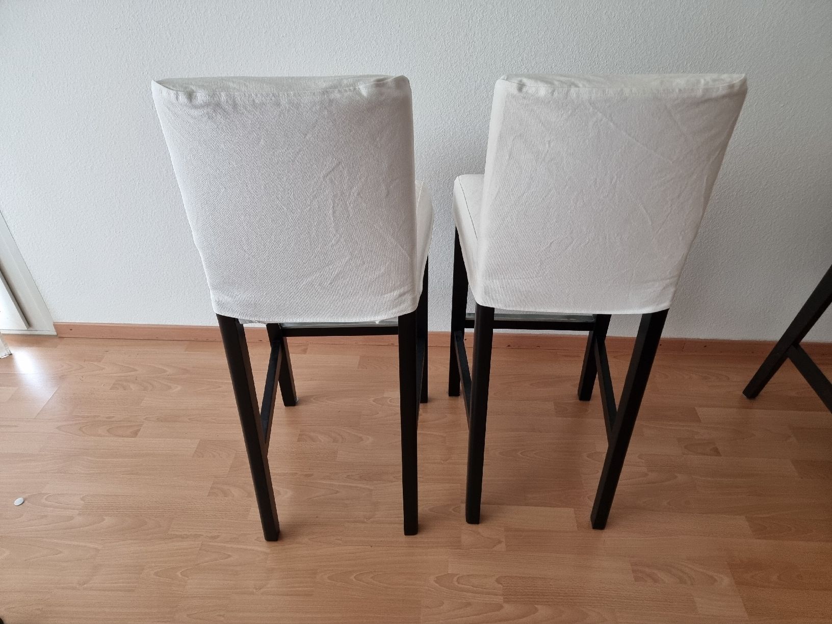 Ikea Hocker: Barhocker weiss 2er Set  – Gebraucht aus Nidau von andebande 2