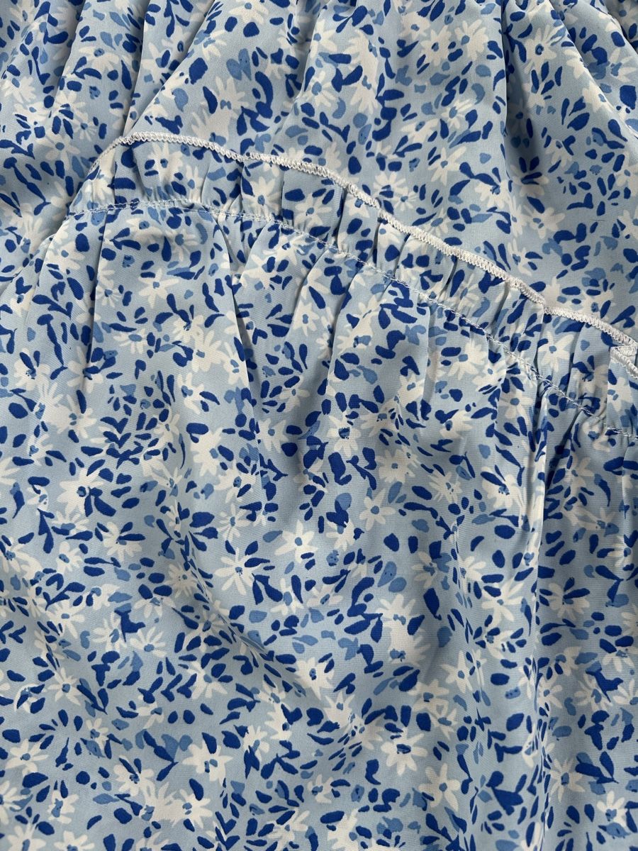 Shein Gonne: Blauer Minirock mit Blumenmuster - Sommerlich & luftig! – Usato da Frauenfeld venduto da jae_vs6j 1