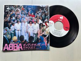 ABBA rare Single On and on Japan Kult Top Songtext differnt