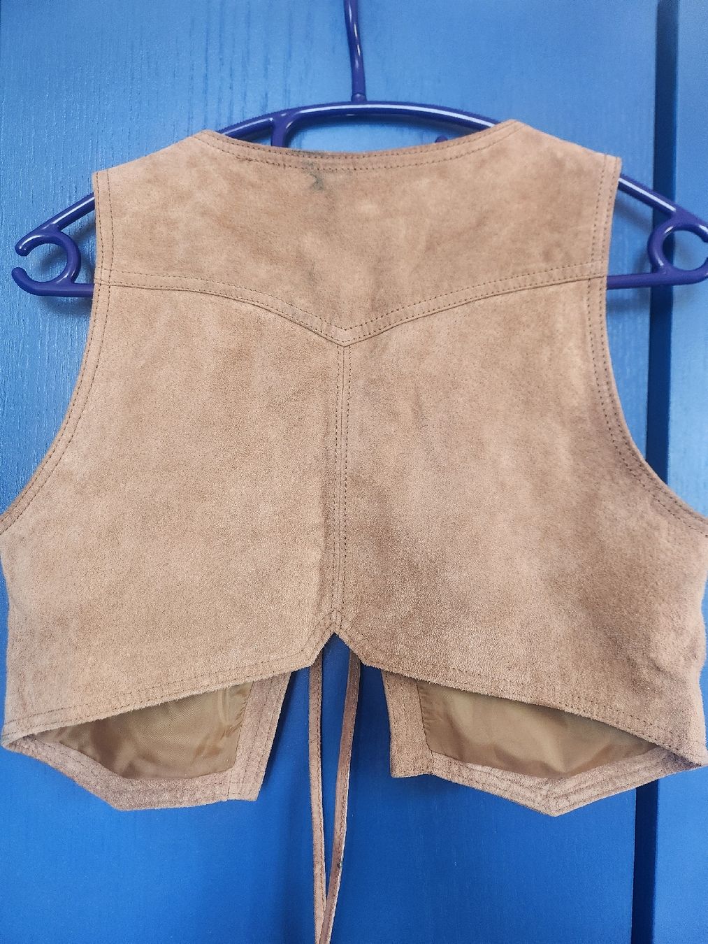 Lotti di vestiti: Lässiger Jeansrock mit Kimono und Weste – Usato da Forch venduto da ang_bhq6 5