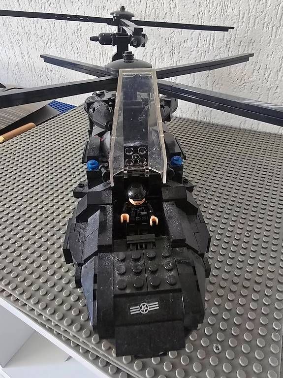 Kit di costruzioni: Militärhubschrauber aus Bausteinen – Usato da Brüttisellen venduto da mfran 2