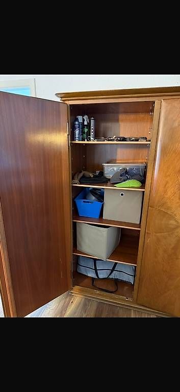 Armadi: Holzschrank – Usato da Biel/Bienne venduto da luk_k5qn 3
