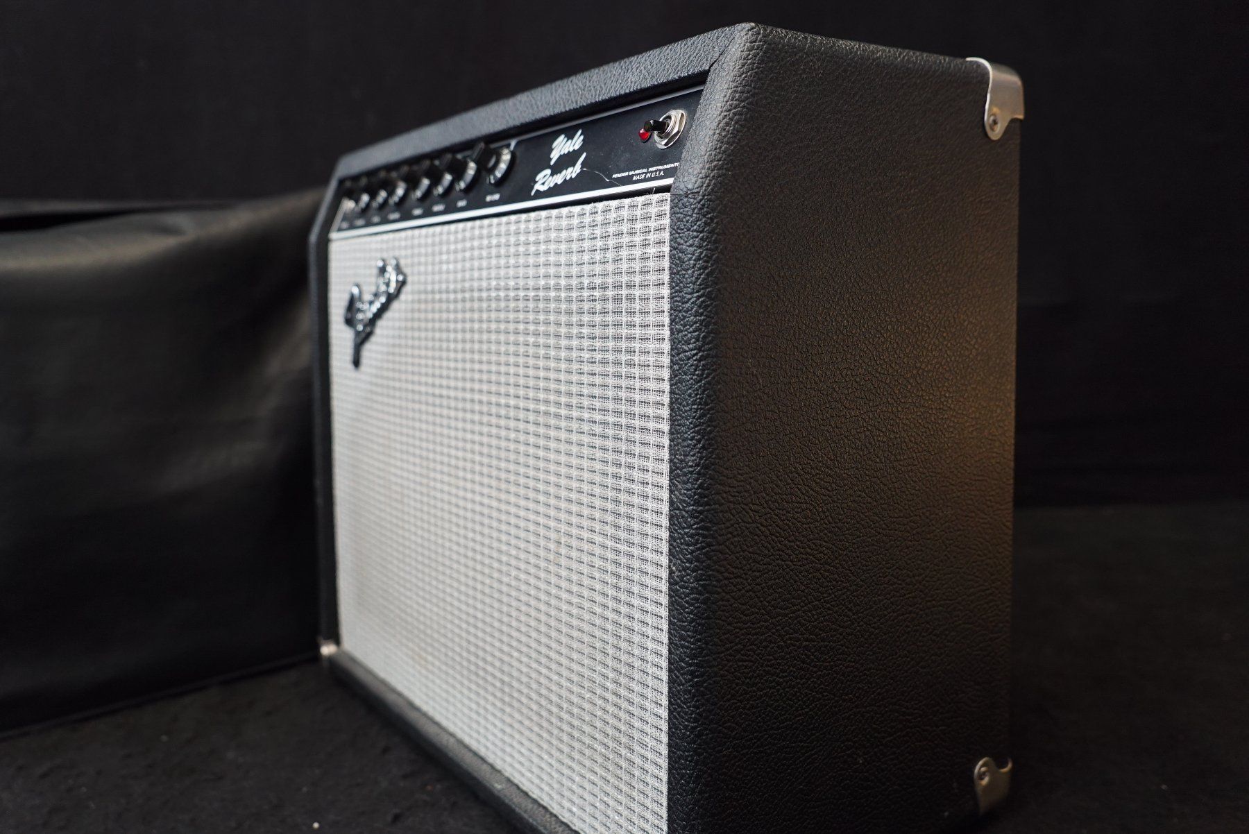 Fender Amplificatori: Fender Yale Reverb 50-Watt 1x12" Solid State 1983-1988 – Usato da Ortschwaben venduto da Musictrade 5