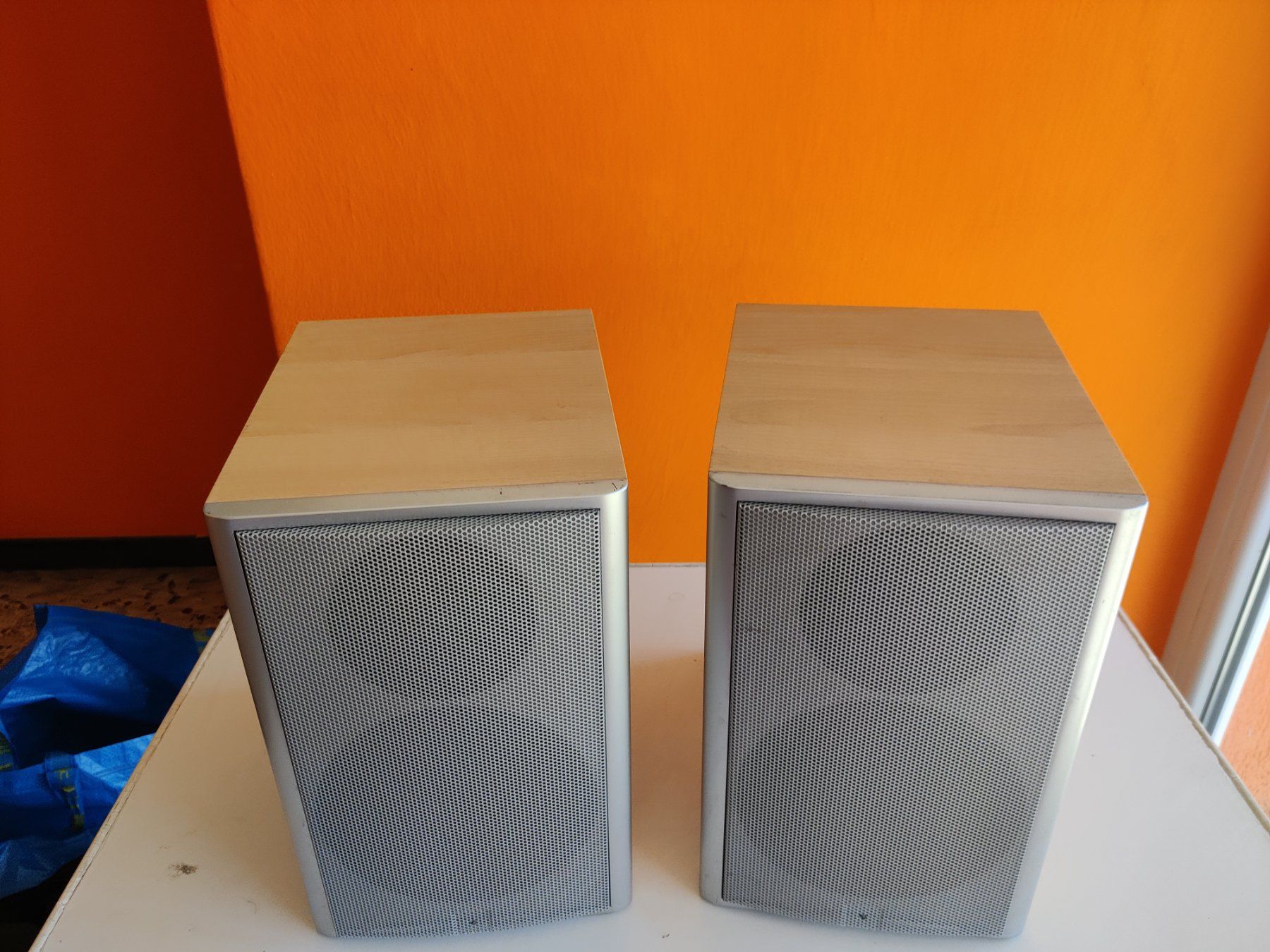 Canton Lautsprecher: CANTON LE 102 2-way bass reflex compact speaker – Gebraucht aus Novazzano von cri_kd9t 2