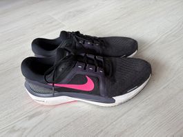 Nike Air Zoom Vomero 16 - Damen Laufschuh, Gr. 42