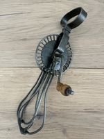 Antiker Handmixer / Schneebesen - Vintage Küche Deko!