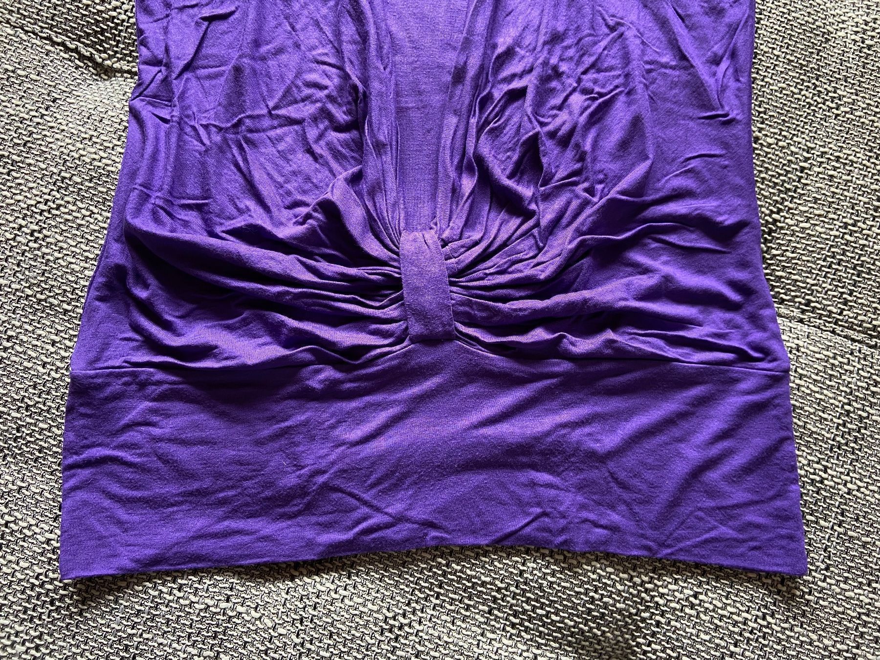 T-shirt: T-Shirt violett – Usato da Gommiswald venduto da Aloha.Spirit 3