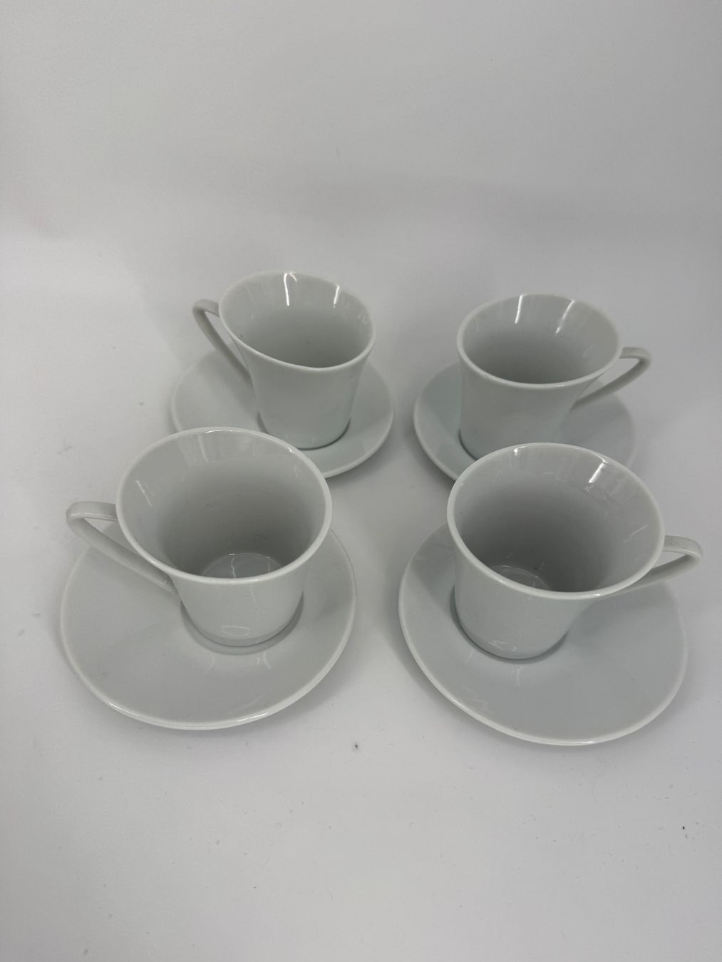 Tazze: 4 Espressotassen/ Tassen mit Unterteller – Usato da Auenstein venduto da moin. 1