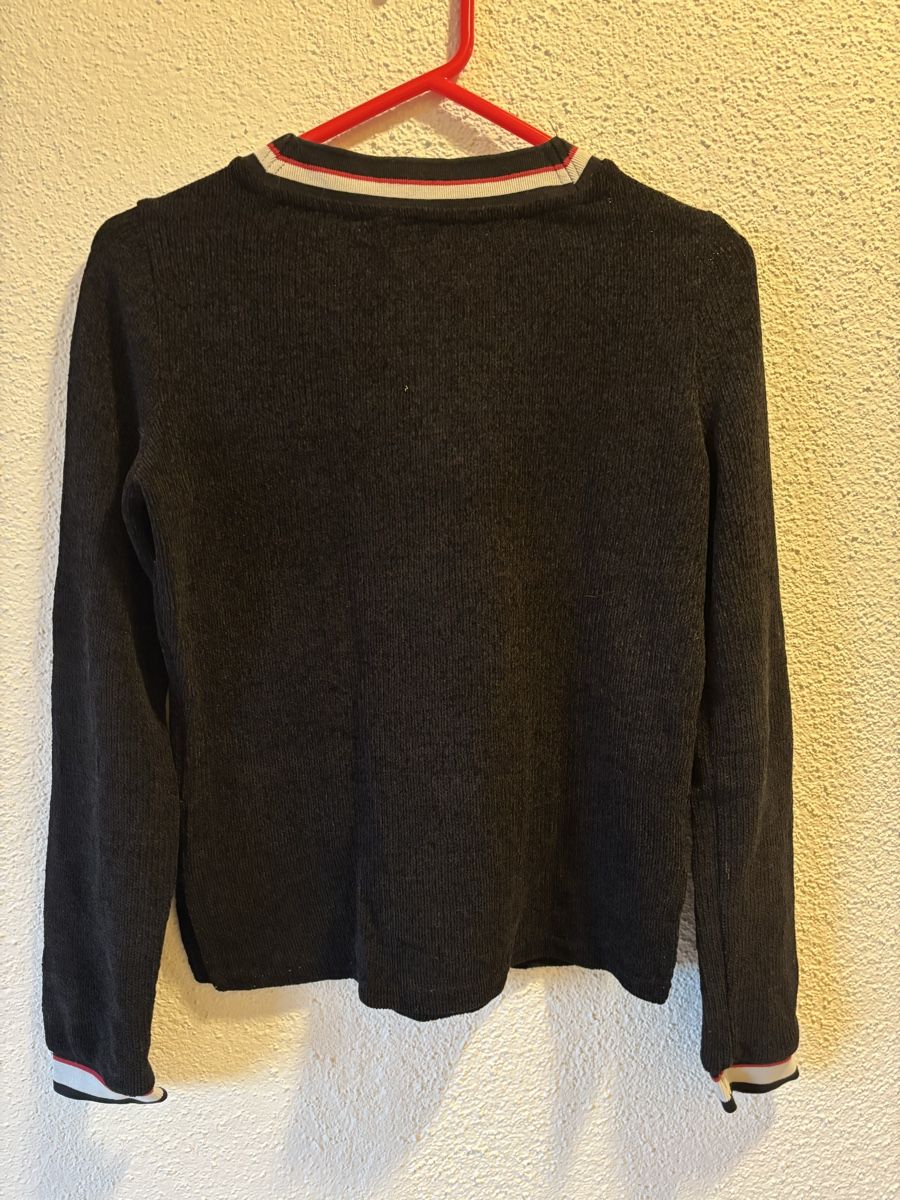 C&A Maglioni & Felpe: Pullover V-Ausschnitt schwarz (feiner Stoff) – Usato da Nürensdorf venduto da ali_qyh6 4