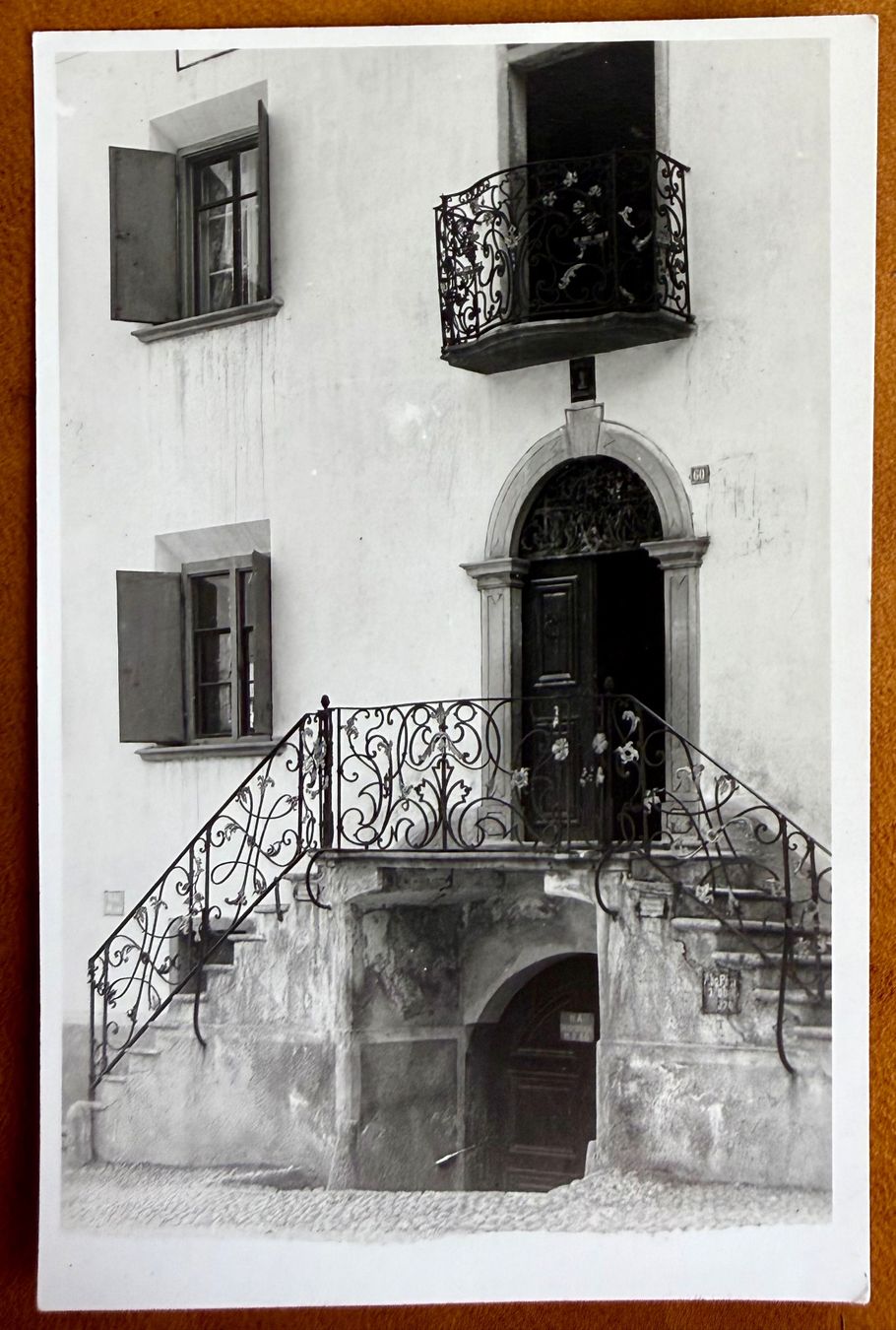 Cartoline postali: Samaden - Gemeindehaus - AK – Usato da Lutry venduto da Ediego