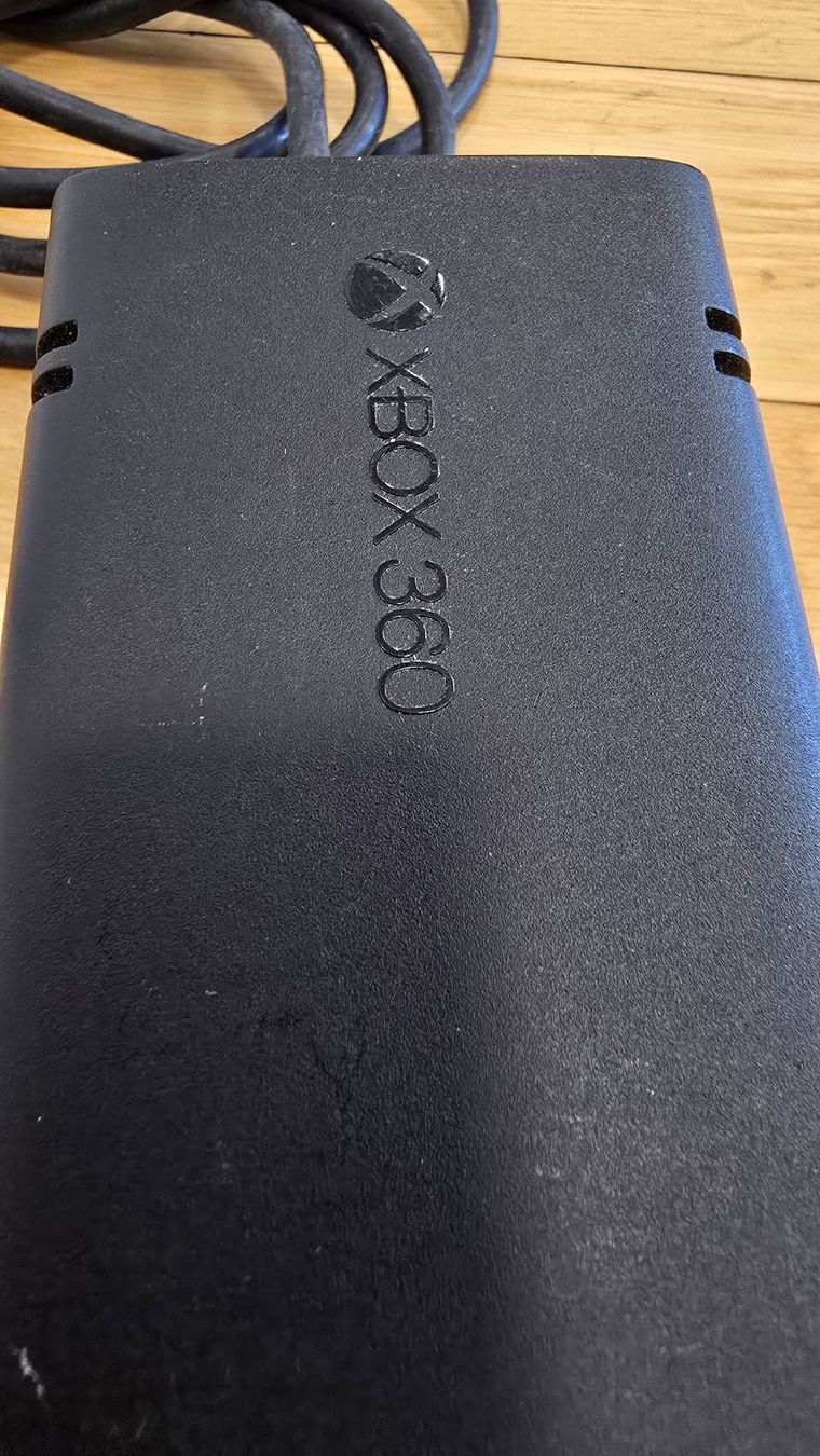 Microsoft Adaptateurs & Câbles: Xbox E netzteil – D'occasion à Lenzburg par cameleoncolor 1