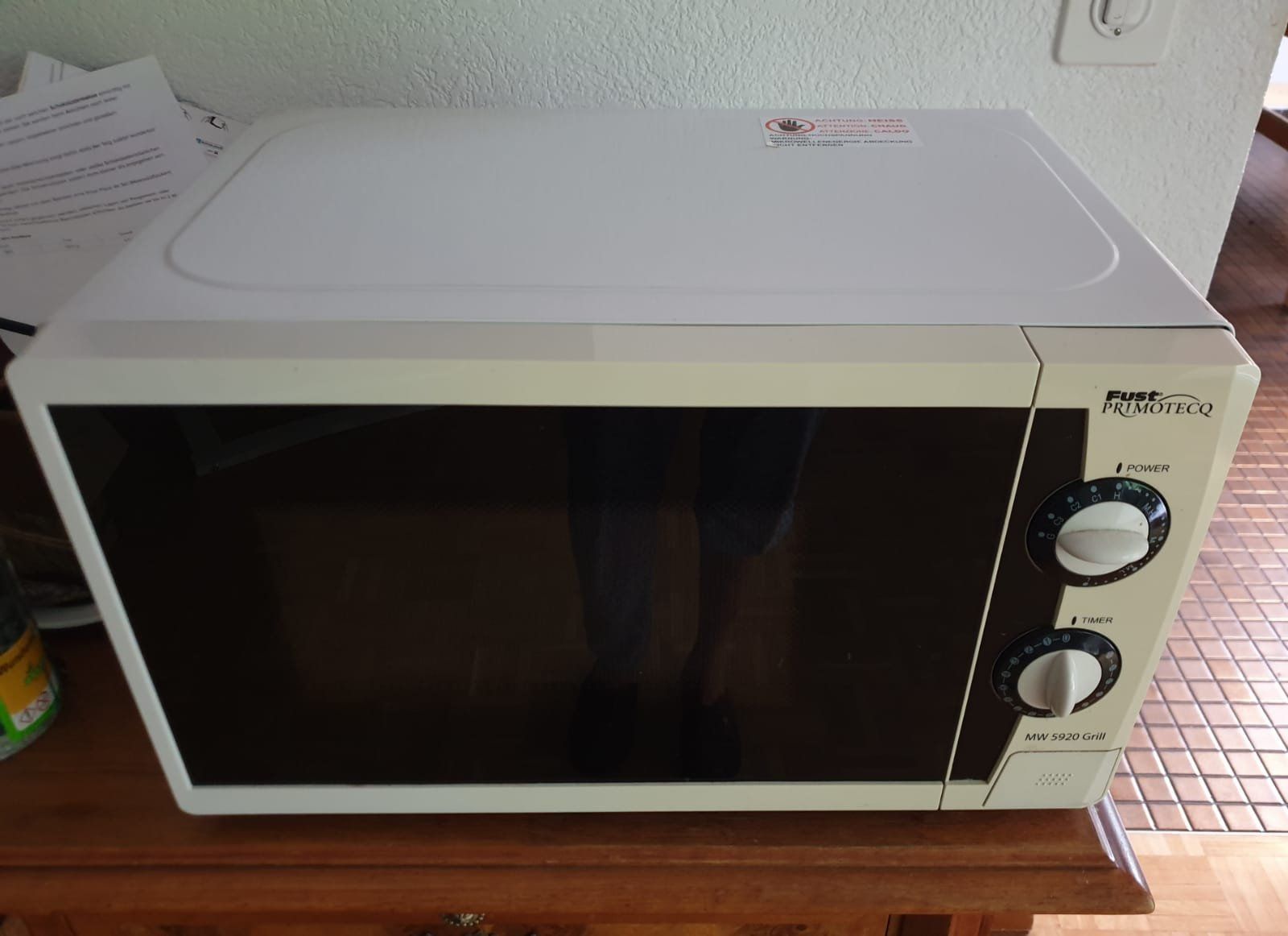 Primotecq Elettrodomestici da cucina: Mikrowelle Primoteq MW 5920 – Usato da Hägglingen venduto da Movebox