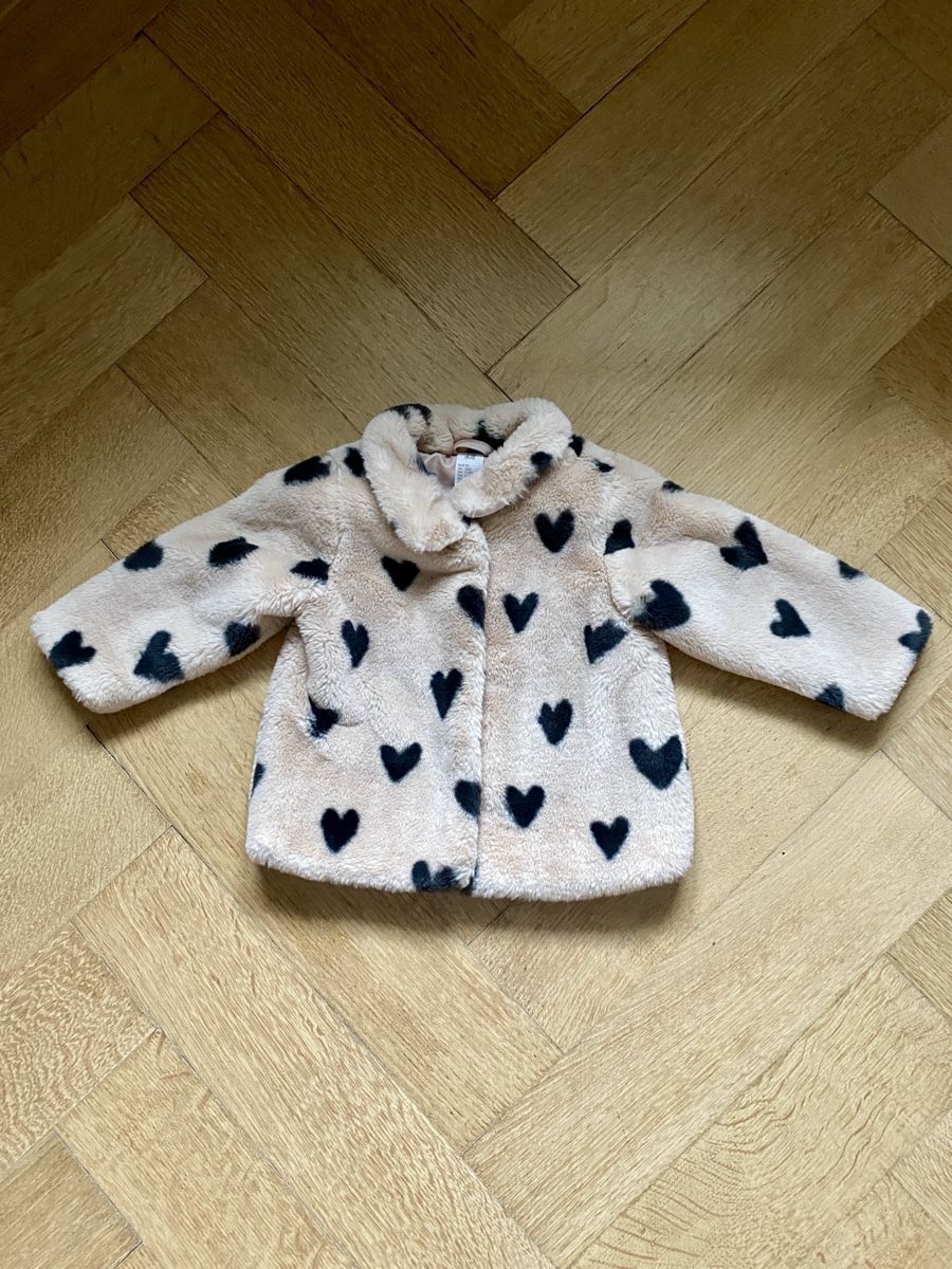 H&M Giacche & Cappotti: Herziger Mantel (Gr. 80) - superflauschig – Usato da Olten venduto da Asta73 1