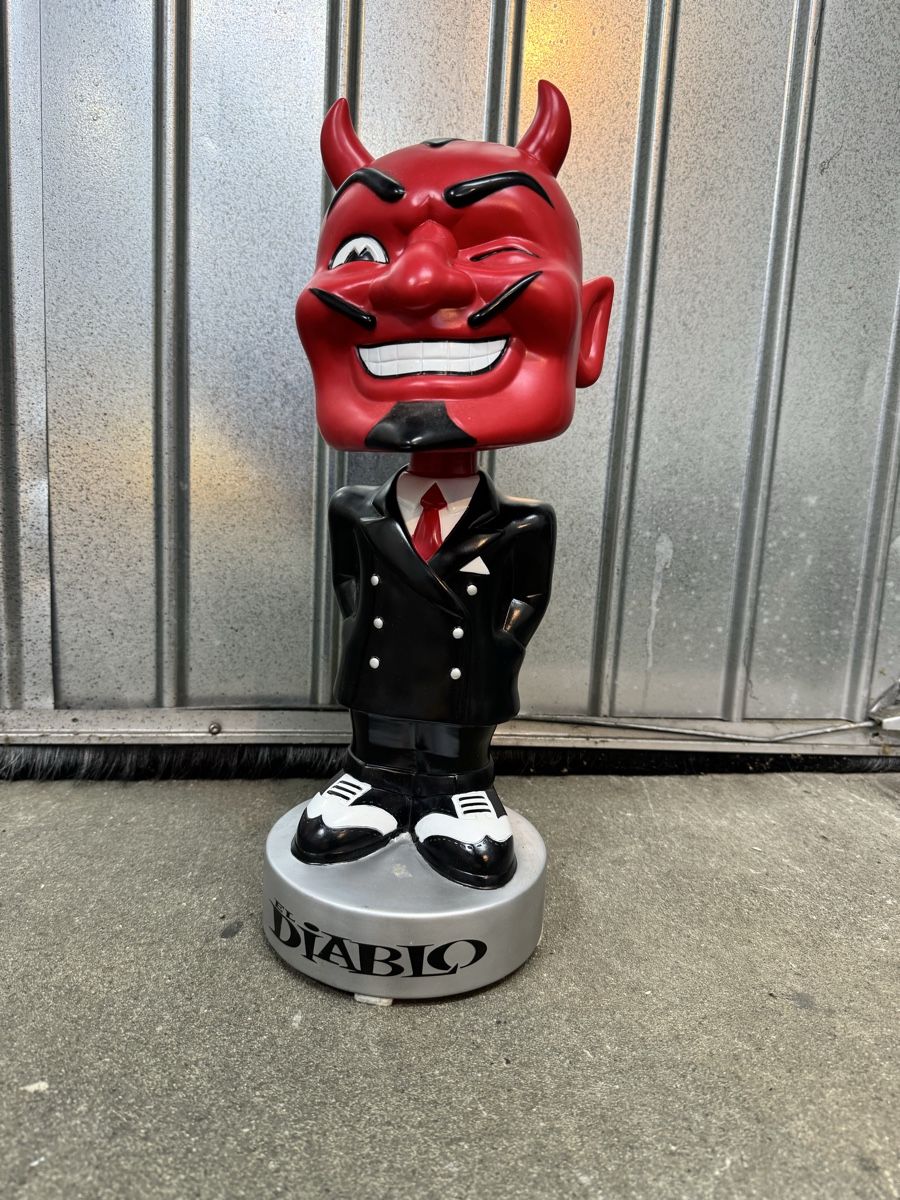 Funko Figuren: Funko Devil grosser Wobbler vintage Sammlerfigur – Gebraucht aus AARBURG von cheapstuff 2