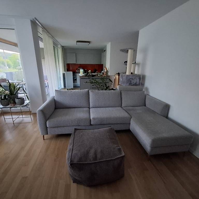 Divani: Tolles Bouclé Sofa mit Stauraum – Usato da Urdorf venduto da ant_8mbq