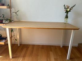 IKEA Schreibtisch (140 × 65 cm, Höhe 73 cm)